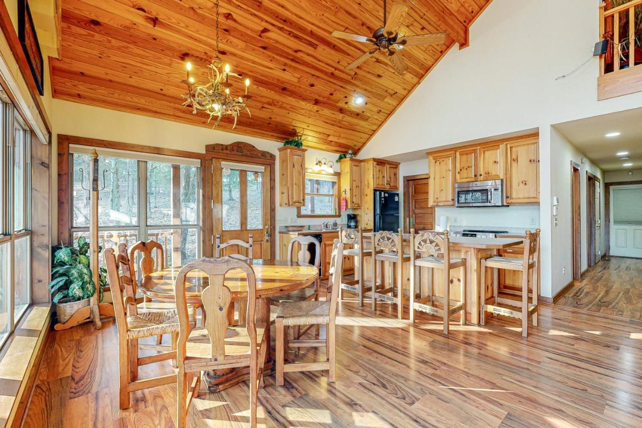 War Eagle - Lake House Rogers Exterior foto